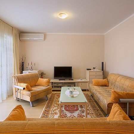 Apartmani Zeljko Vujovic Budva Exteriör bild