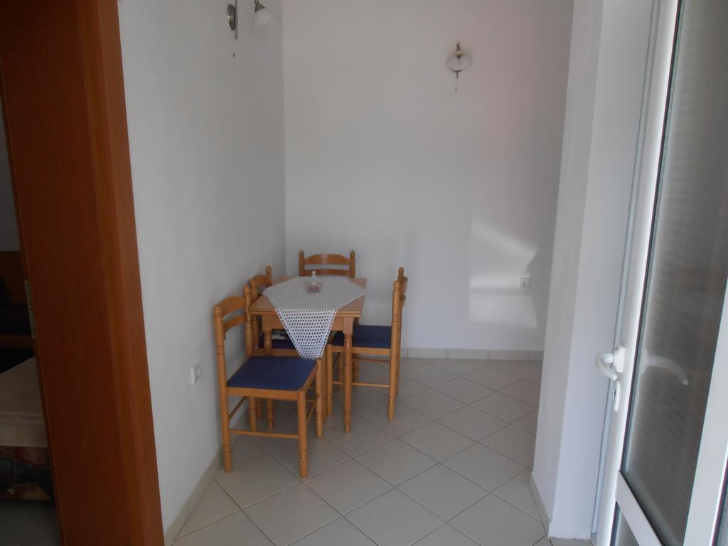 Apartmani Zeljko Vujovic Budva Exteriör bild