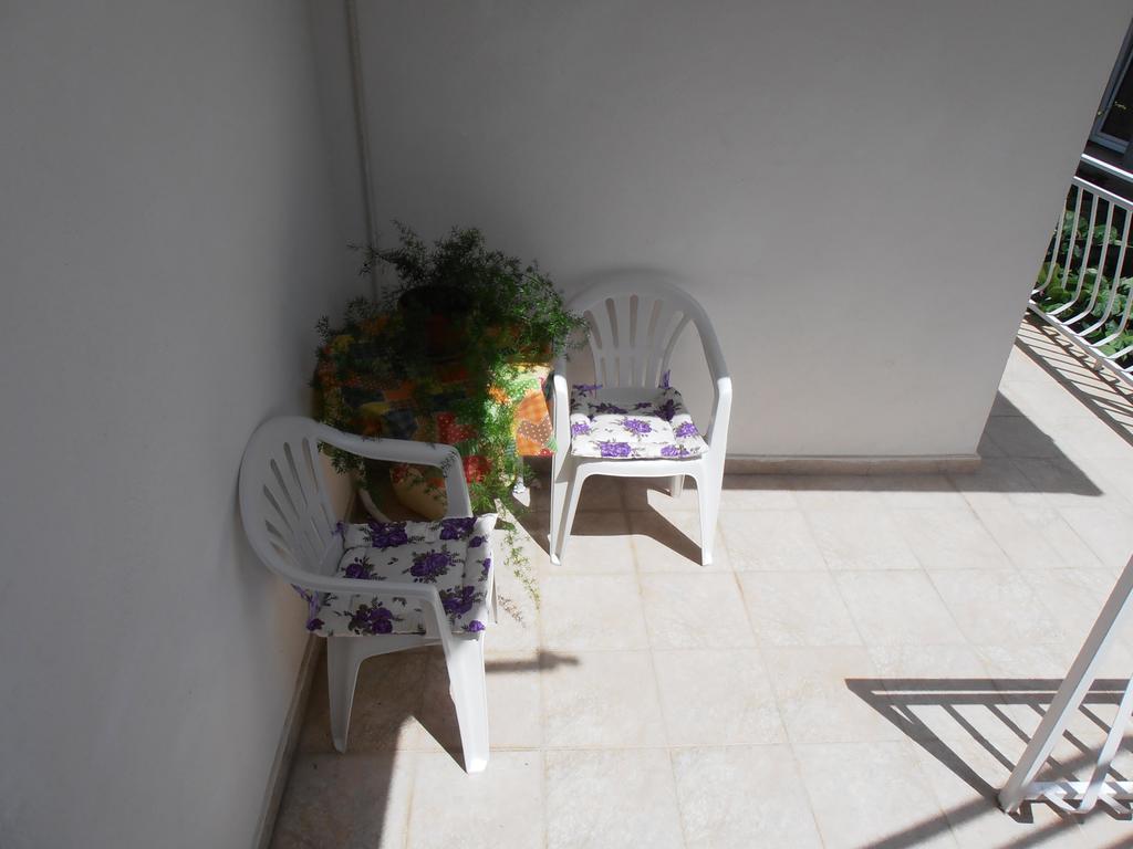 Apartmani Zeljko Vujovic Budva Exteriör bild