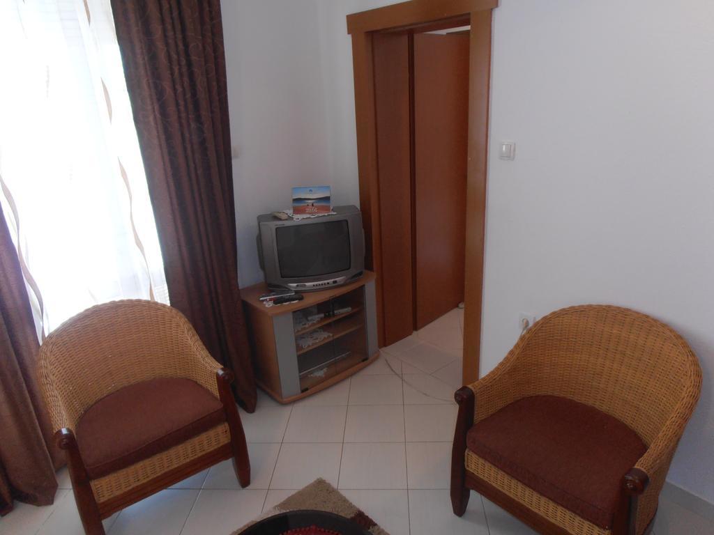 Apartmani Zeljko Vujovic Budva Exteriör bild