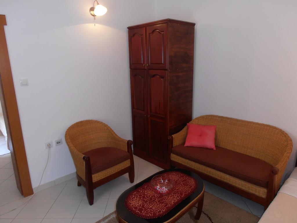 Apartmani Zeljko Vujovic Budva Exteriör bild