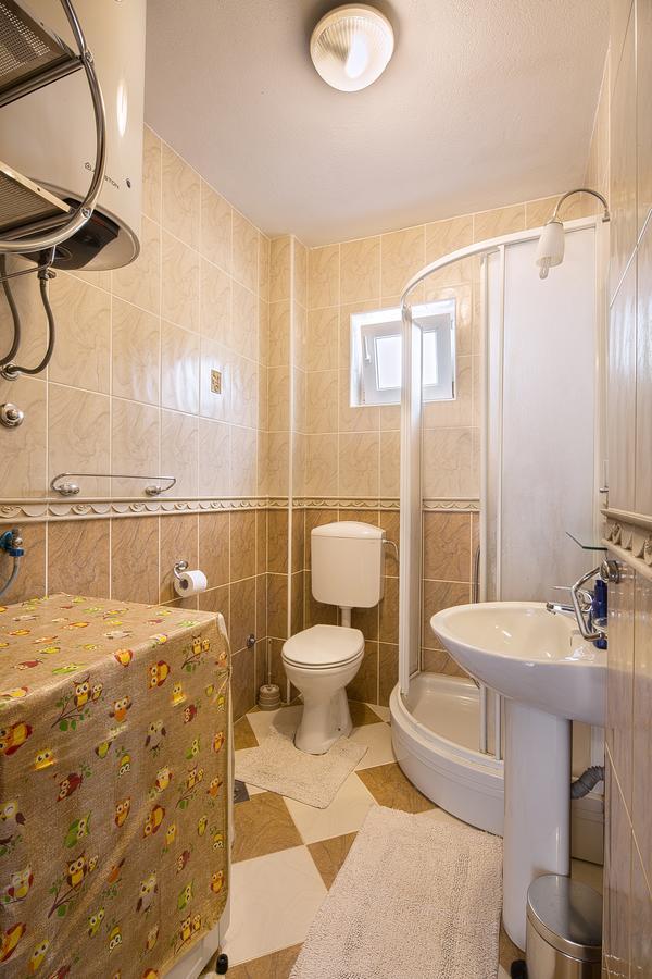 Apartmani Zeljko Vujovic Budva Exteriör bild