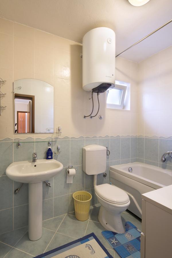Apartmani Zeljko Vujovic Budva Exteriör bild