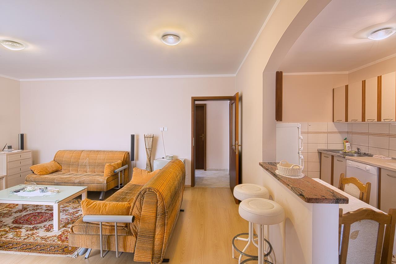 Apartmani Zeljko Vujovic Budva Exteriör bild