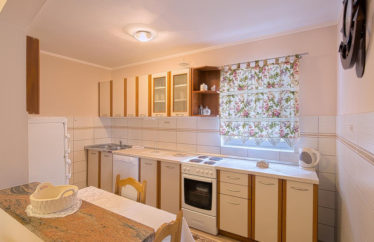 Apartmani Zeljko Vujovic Budva Exteriör bild